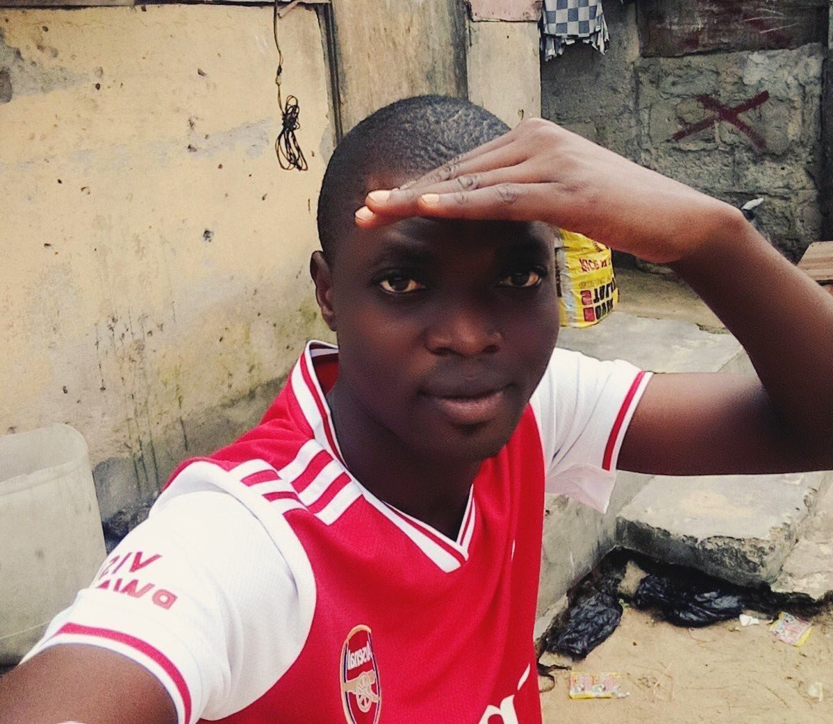 OfficialCourtz's tweet photo. Not one Arsenal fan in sight lets chat man? @Arsenal @TroopzAFC @MrDtAFC #ViewsFromThe8 https://t.co/KinsazSC7t