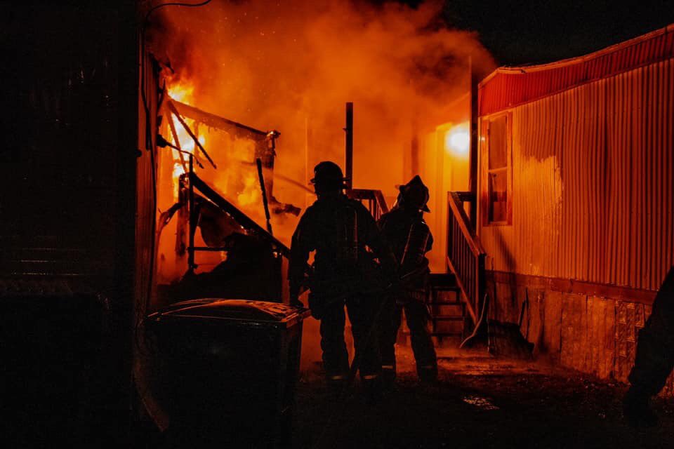 CatchPlug's tweet photo. Firefighter structural gear can provide protection to its wearer in a multitude of hazardous situations! #Cairns #Ctp #Jobcity #FireEms #PPE #FireFireFire https://t.co/1PpMmD7MAs