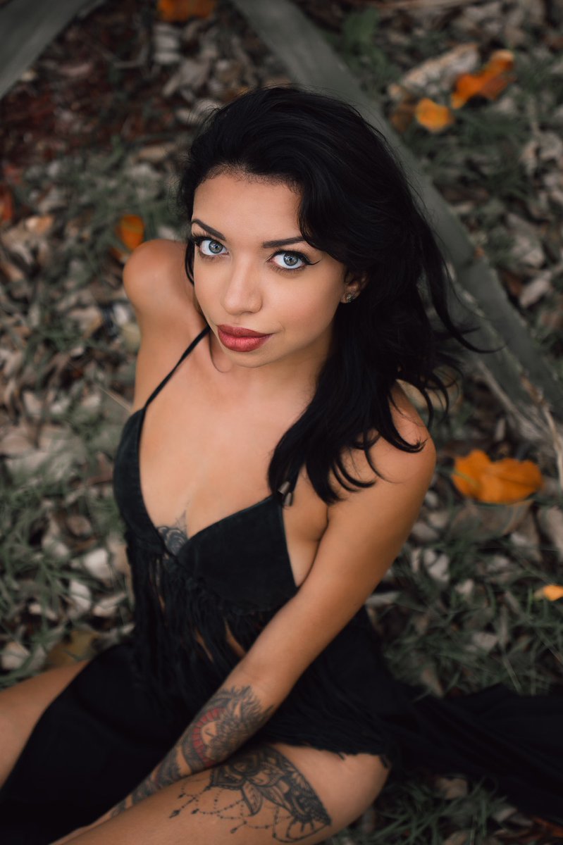 ThePhotoEx's tweet photo. Eyes are windows to the soul 👁 ⠀⠀⠀⠀⠀⠀⠀⠀⠀
Captured in Cancun by TPE!! .⠀⠀⠀⠀⠀⠀⠀⠀⠀
.⠀⠀⠀⠀⠀⠀⠀⠀
#CancunPhotographer #CancunPhotography #TPE #ThePhotoExperience #CancunModel #Woods #Forrest #TattoedGirls #eyes #model #darkskirt #fit #photographer #summervibes https://t.co/w1vkMFQ94s