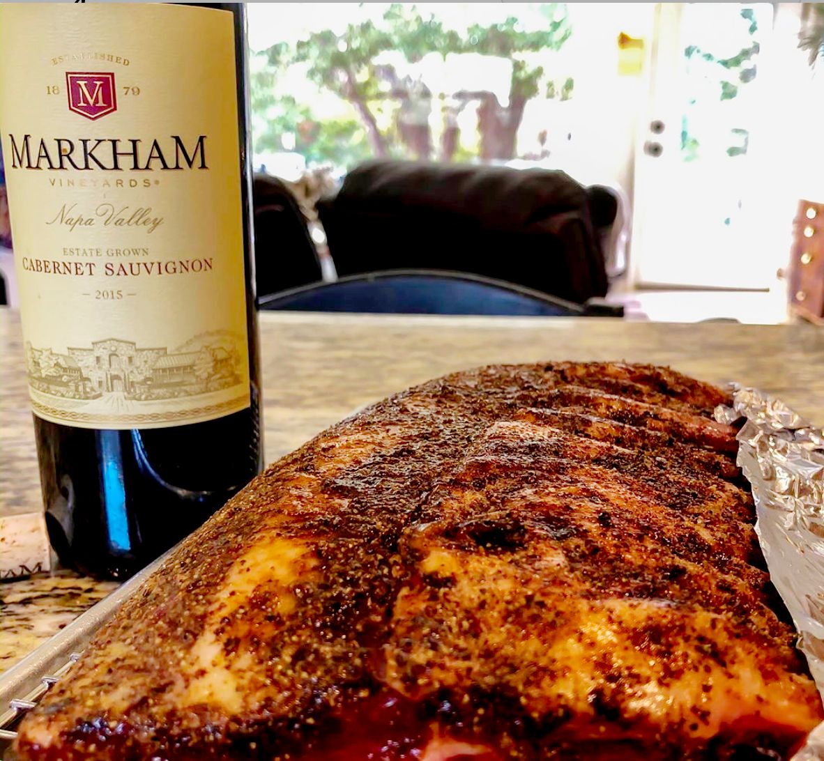 This pairing of our Cabernet and rack of lamb has our mouths watering! From Cabernet to Zinfandel to Sauvignon Blanc, we've got a #wine that's right for your dinner table. Shop markhamvineyards.com for your next #dinner pairing. #MarkhamVineyards 

Photo by Jeremy's Food Blog