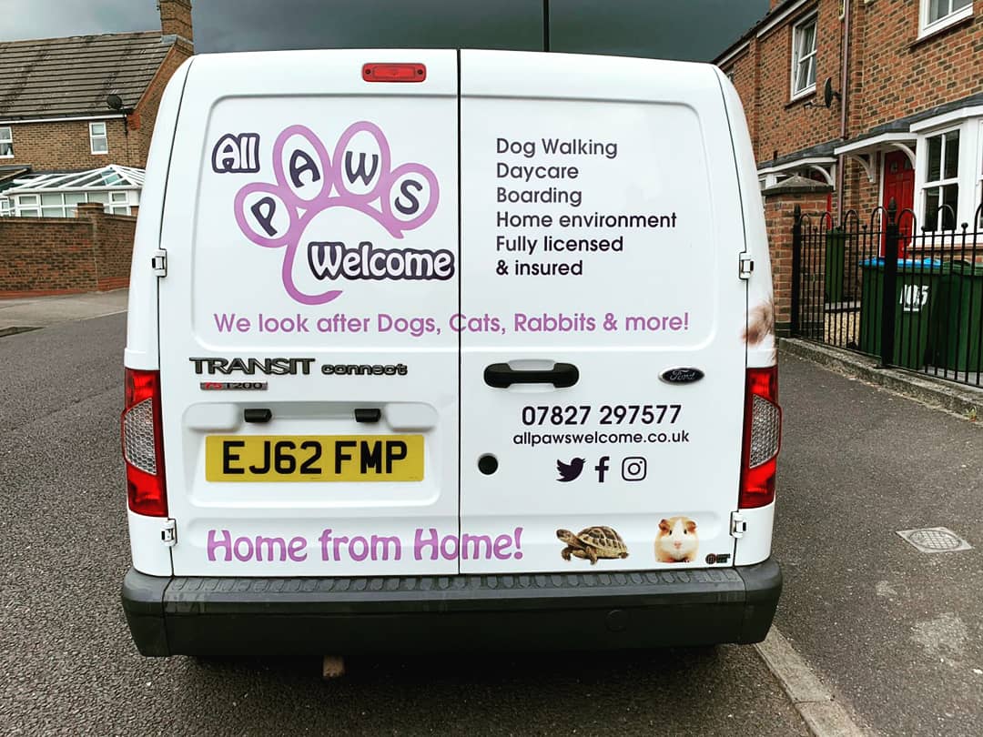 AllPawsWelcome_'s tweet photo. Finally got one of our vans painted! 2 more to go 😍🐾💜

#aylesbury #buckinghamshire #localbusiness #dogwalking #petcare #happydogs #walkies #van #dogvan #painting #doggydaycare #dogboarding #doggrooming https://t.co/g6KJQtkeCA