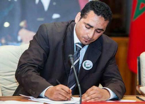 Mouna88732874's tweet photo. #الشعب_يطالب_اعتقال_دنيا_بطمه #افرجو_عن_الاستاذ_المديمي #الشعب_يطالب_باعتقال_دنيا_بطمه #الشعب_يطالب_اعتقال_دنيا_بطمه #الله_ينصر_سيدنا
#Liberezelmadimi #stophamzamonbb https://t.co/CpDEkd3loT