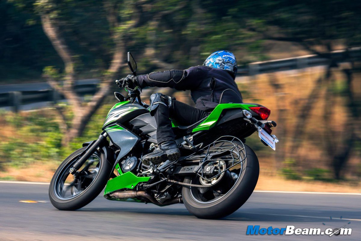 MotorBeam's tweet photo. That’s the #KawasakiZ250! Many got it wrong but the keen eyed #Kwacker fans got it right. #MotorBeam https://t.co/6teRykvCsy