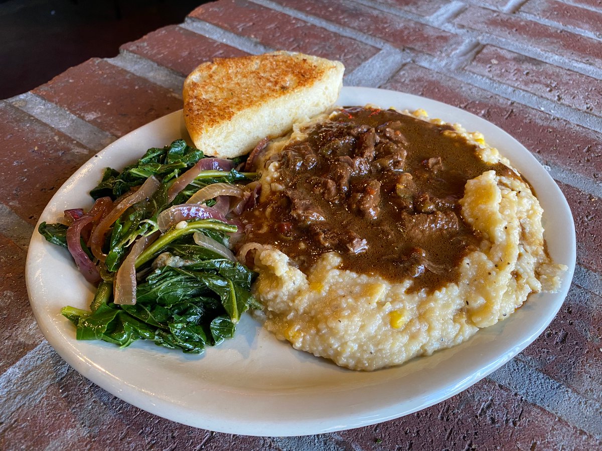 BBsTexOrleans's tweet photo. It’s time for Maw Maw’ #weeklywisdom: meal prep for the entire week with our DAILY dine-in and to-go specials! Maw Maw, how’d you get so smart? #TexOrleansLife #GrindtoGather https://t.co/nvR7alNS5O