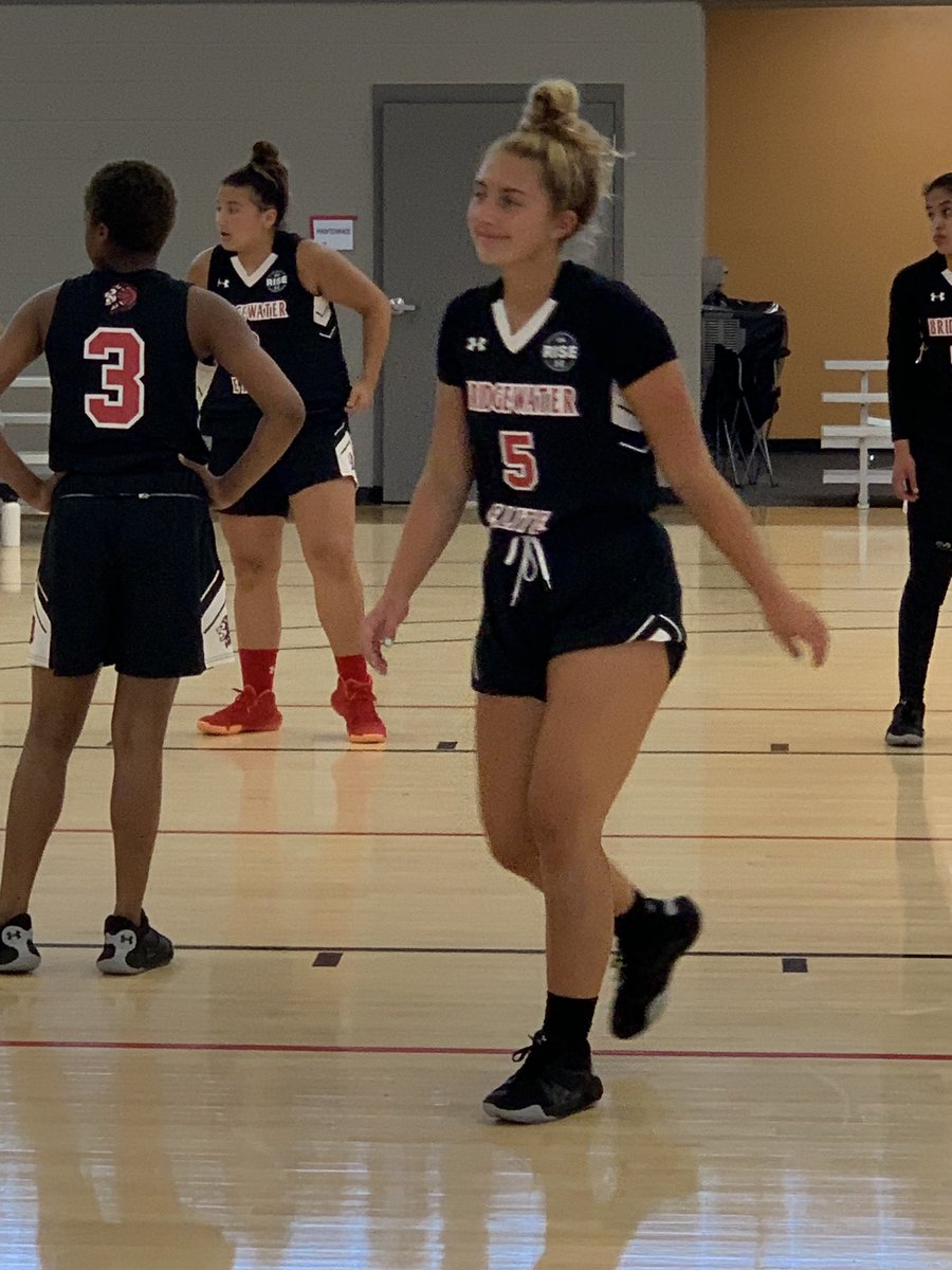 jrallstarevents's tweet photo. 🚨🔥 #TakeTheTitle 🔥🚨
@jrallstarevents
Presented by: @JrAllStarBB

2023 Guard @TaylorWojcinsk5 of @BWEWBB gets to the line at will and does the little things to help her team win! Very valuable player for Bridgewater Elite!
#OneFocusGirlsBasketball https://t.co/Sx0VQ7Rls9