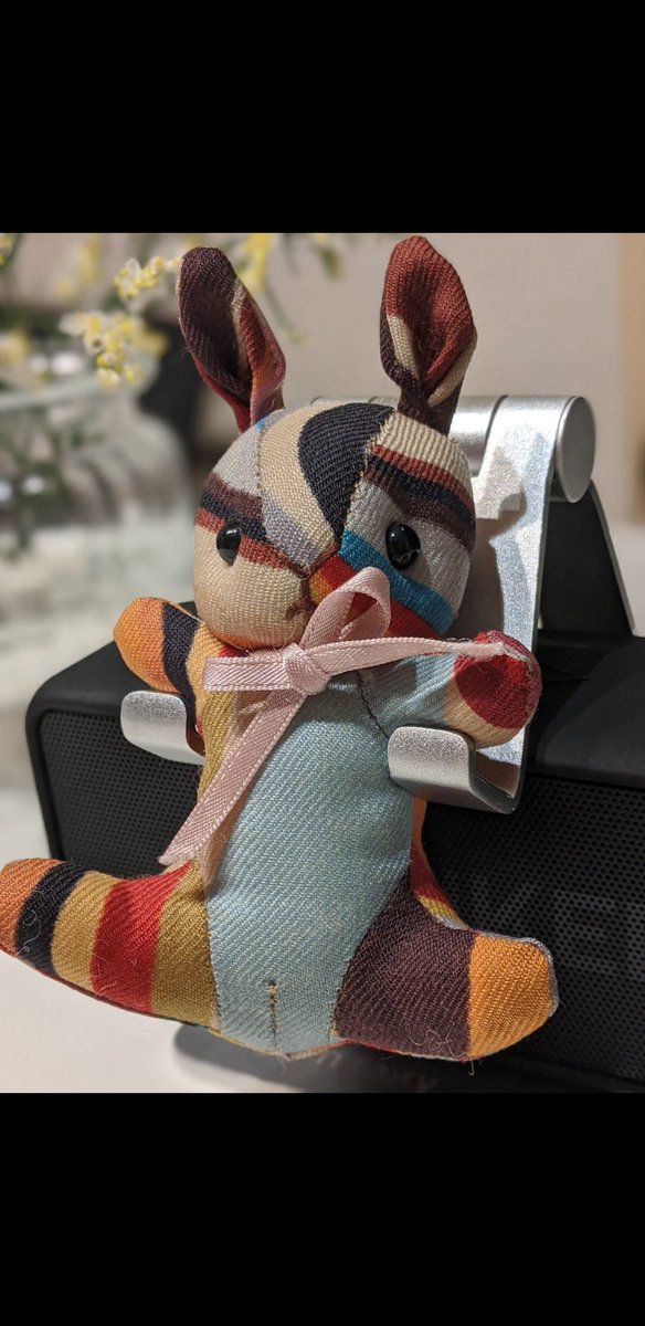 sunaf's tweet image. 我が家のうさぎホルダー。