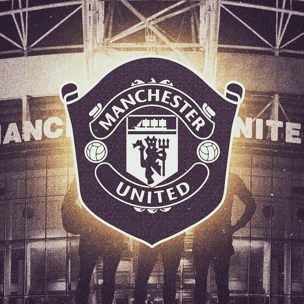 WicklasMadMatty's tweet photo. MUFC. https://t.co/iQ73eE4zkx