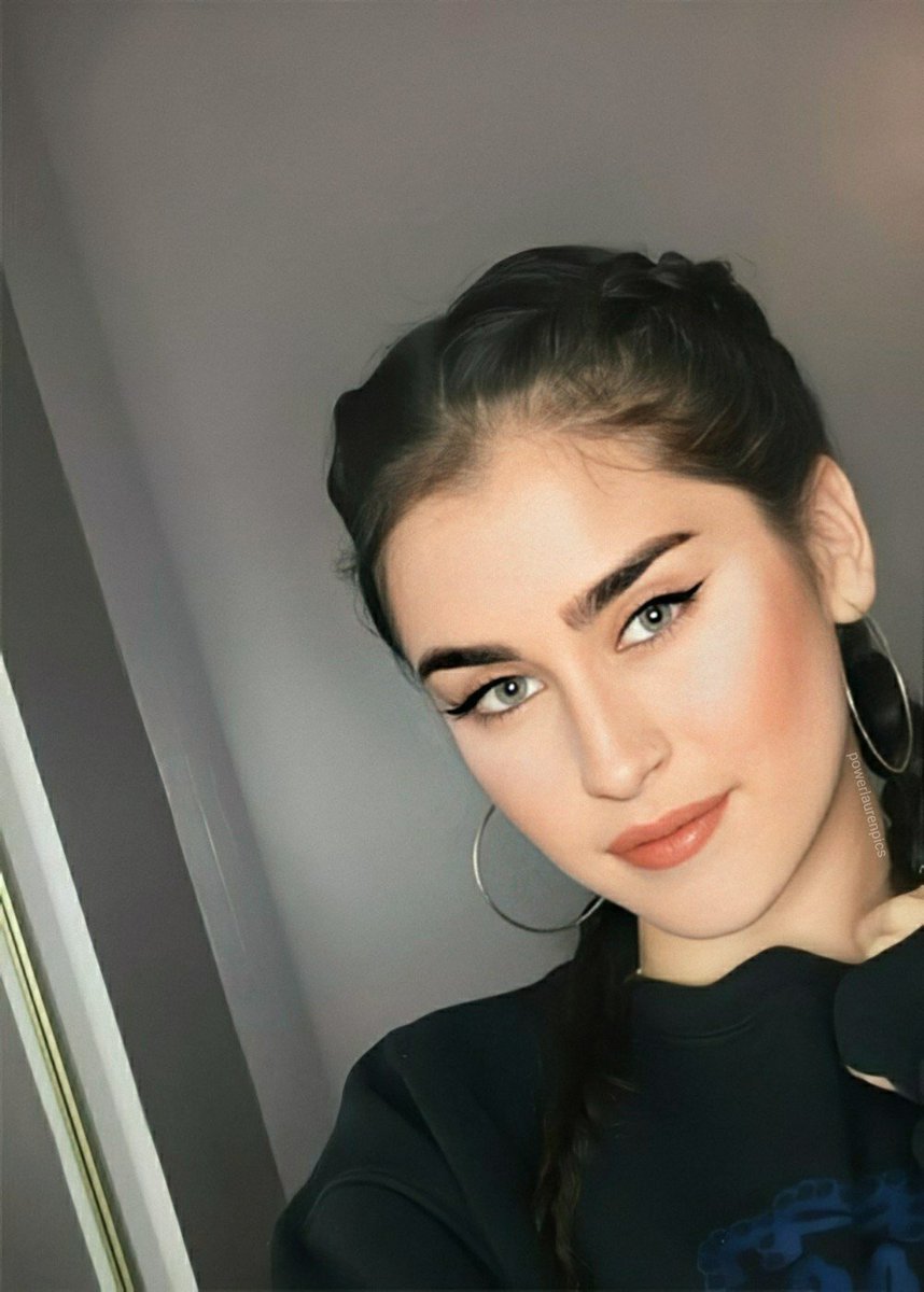 powerlaurenpics's tweet photo. https://t.co/zN17KyP1sC