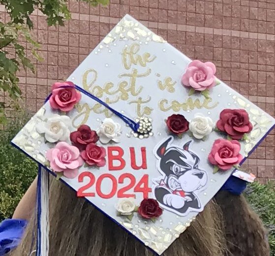 MHSGuidance1's tweet photo. Some Mashpee Mortarboards from Graduation July 25th #Classof2020 #IndividualCreativity #Falcons https://t.co/B2ts188xF9