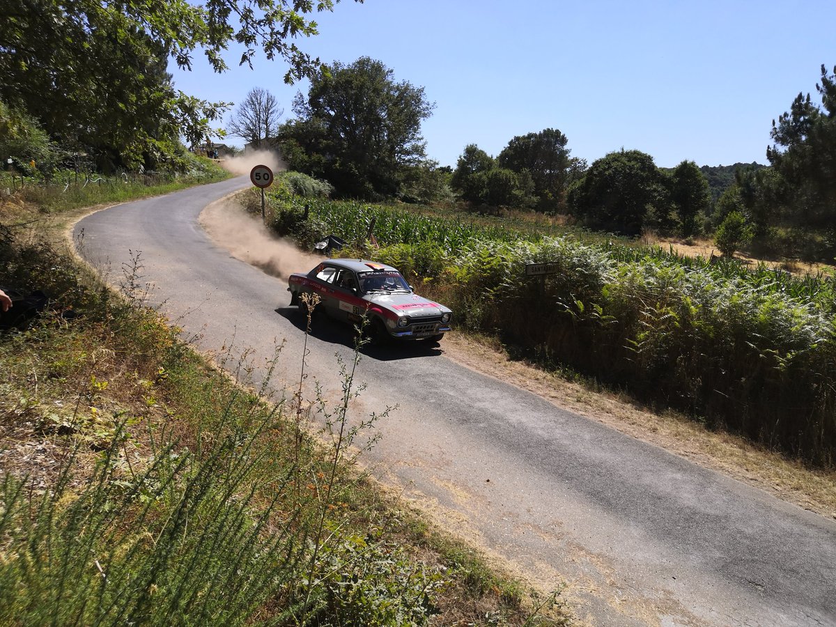 ThePulpoLopez's tweet photo. Epic finde de #RallyOurense con mis lorchos de @TeamFordzilla y cia.
Una pena la bomba de dirección de @cesonido que dijo basta... Animo bro y a por la next🤘
@Ruben_Meni premio al mejor host🏆
Mención especial a los incansables @TomasMcNulty @chemanton 😂🤘
@FordSpain #Funzilla https://t.co/pyxypUK0Cd