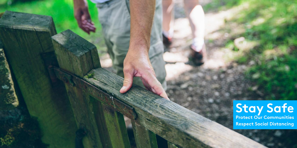 lakedistrictnpa's tweet photo. Here's just some of the ways you and the family can be kind visitors this summer
🚮Leave no trace
🚗If you are travelling by car, please park carefully
🔥No bbq's or fires
🐑Leave gates and property as you found them
🤝Respect others
Thank you for respecting the Lake District https://t.co/9YalHupreM