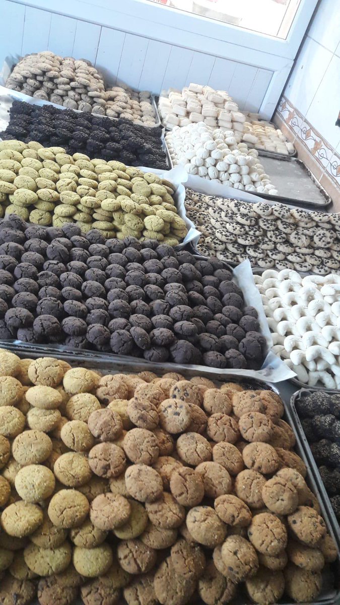 beka_seyhan's tweet photo. ARKADAŞLAR YENİ YERİMİZİ AÇTIK  YERİMİZ ESKİ DOĞUM EVİ KARŞISI SİMİT SARAYI ÖZEL GÜNLERİNİZDE SİPARİŞ ALINIR DÜĞÜN SÜNNET DOĞUM GÜNÜ VE BAYRAM İÇİN SİPARİŞ ALINIR ALLAHA AMANET OLUN https://t.co/wkhGoZqTuK
