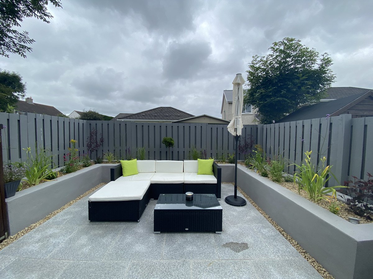ciaracarroll's tweet photo. Project completedπ·before and after #gardendesign #projectpatio https://t.co/nW7Y10xwDt