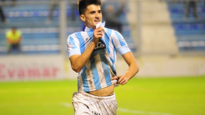 Pussedios's tweet image. @nachopussetto (21/12/95) Cañada Rosquín, Santa Fe)) Comienza su carrera futbolistica en Juventud Unida de Cañada Rosquín, luego emigra a Atlético Rafaela donde realiza su debut en primera en la temporada 2013-2014, completando el año con 12 partidos jugados y sin goles.