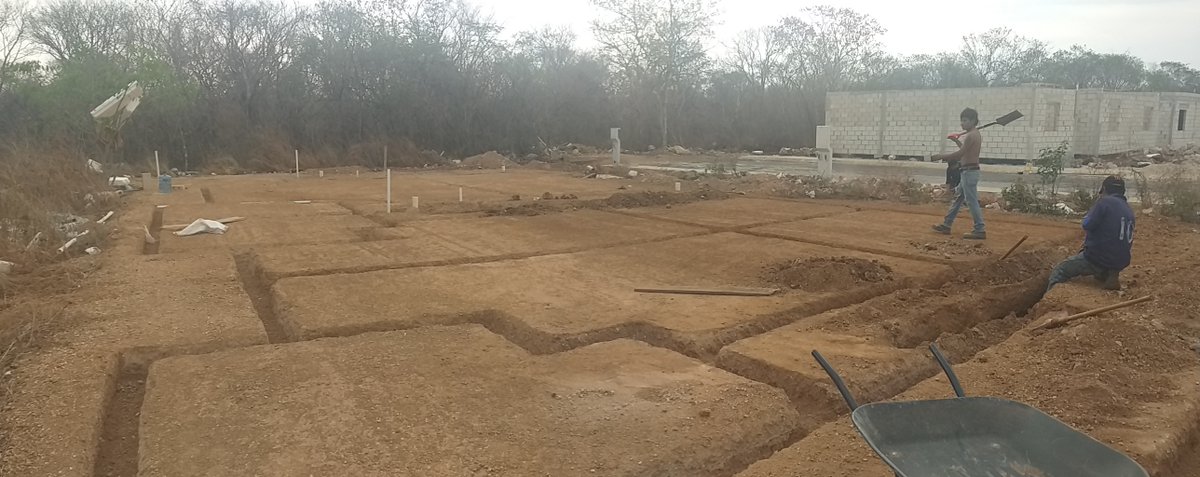 VACONSA's tweet photo. #vaconsa #todobienhecho #merida #valledeuman #hogaressm @vaconsa Hogares SM de México SA de CV Valle de Uman Residencial #growing #nuevosproyectos 22 viviendas, con todos los cuidados pero avanzando. https://t.co/7VCGNWIIAS