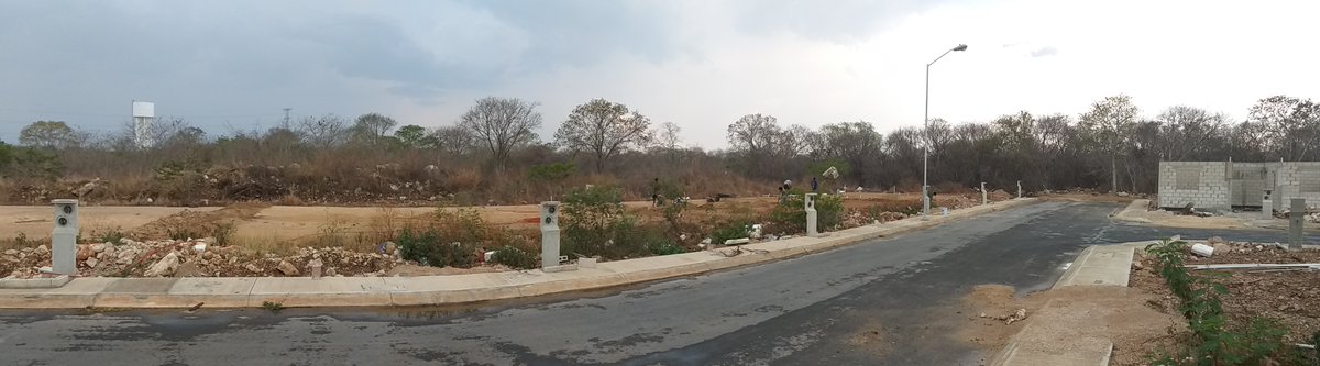 VACONSA's tweet photo. #vaconsa #todobienhecho #merida #valledeuman #hogaressm @vaconsa Hogares SM de México SA de CV Valle de Uman Residencial #growing #nuevosproyectos 22 viviendas, con todos los cuidados pero avanzando. https://t.co/7VCGNWIIAS