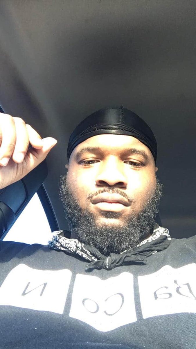 SbMayham's tweet photo. Are beards still in style? 🥱 https://t.co/kAru8t2V5i
