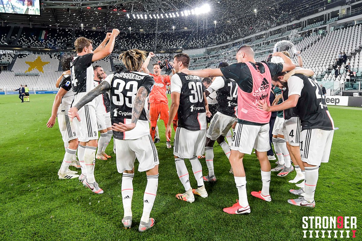 juventusfcen's tweet photo. The moment when #Stron9er was sealed! 🏆🏆🏆🏆🏆🏆🏆🏆🏆

#LiveAhead https://t.co/Q9Ipak7qa6