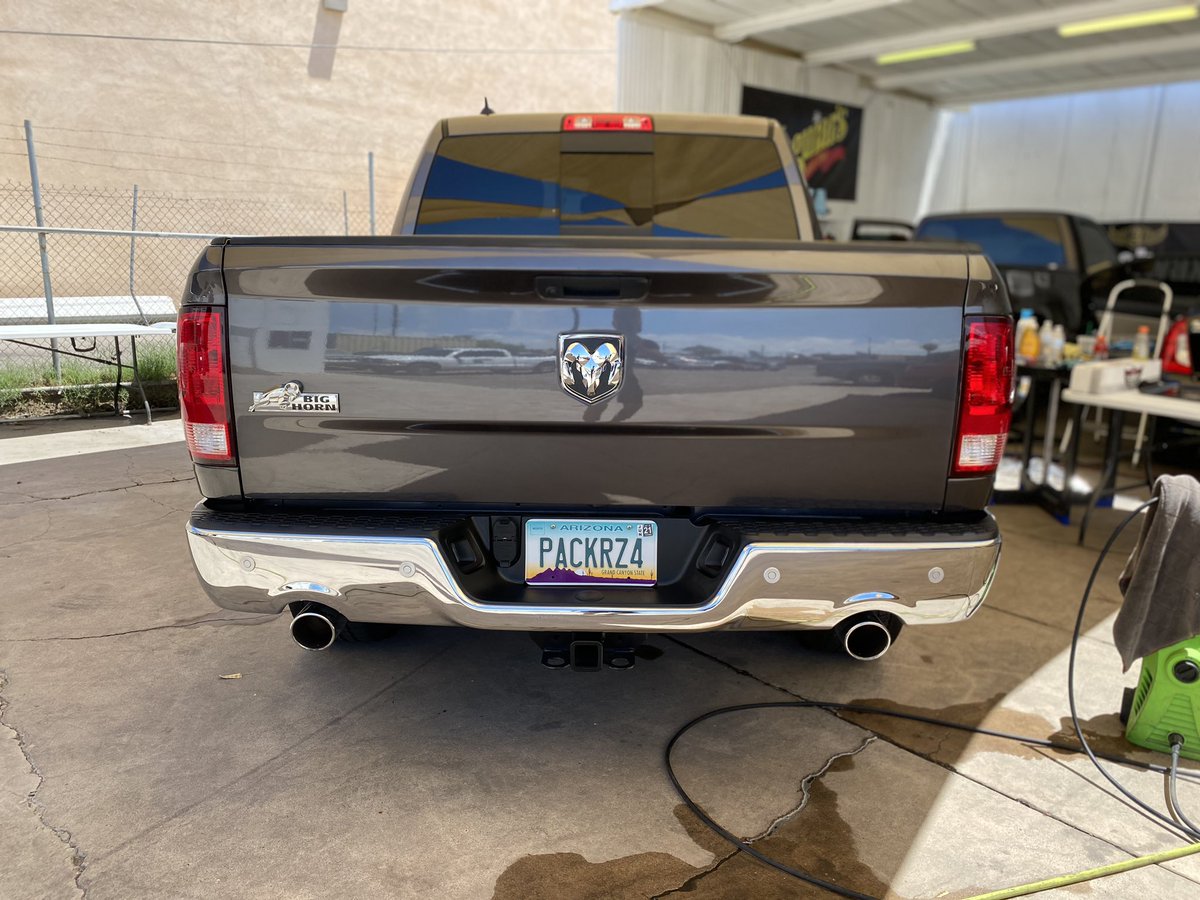 shaunhufff's tweet photo. Paint Correction on a Ram! 💙 #glassfinish https://t.co/kz9UIDHvVo