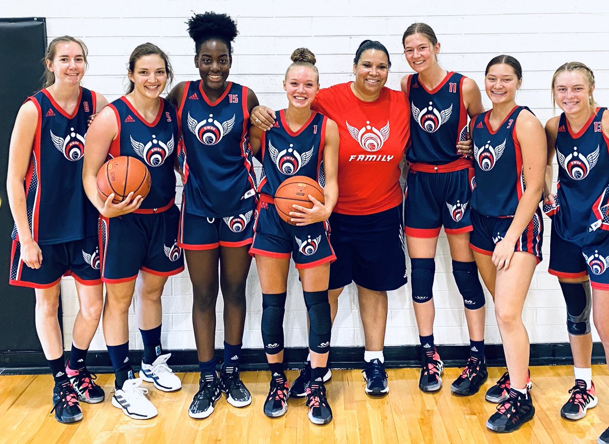 NatWillBBall's tweet photo. NWBA 17u Adidas 3SSB 
UNDEFEATED SUMMER 🌟 17-0
Would have loved to compete for an Adidas National Championship with these talented stars!🌟 @CGBR27 @exposurebball_ 
@timea_gardiner @amari_whiting @nanifalatea @allyblackham @JoseeSteadman @tinanjike23 @haleysport24 +Tori &amp; Jill❤️ https://t.co/Od8Vc7qVEU
