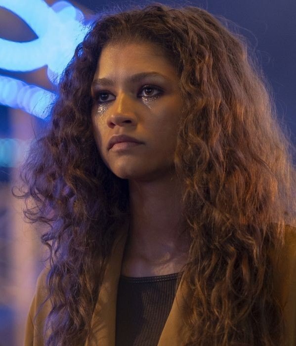 ari ୭̥⋆*｡ tweet media