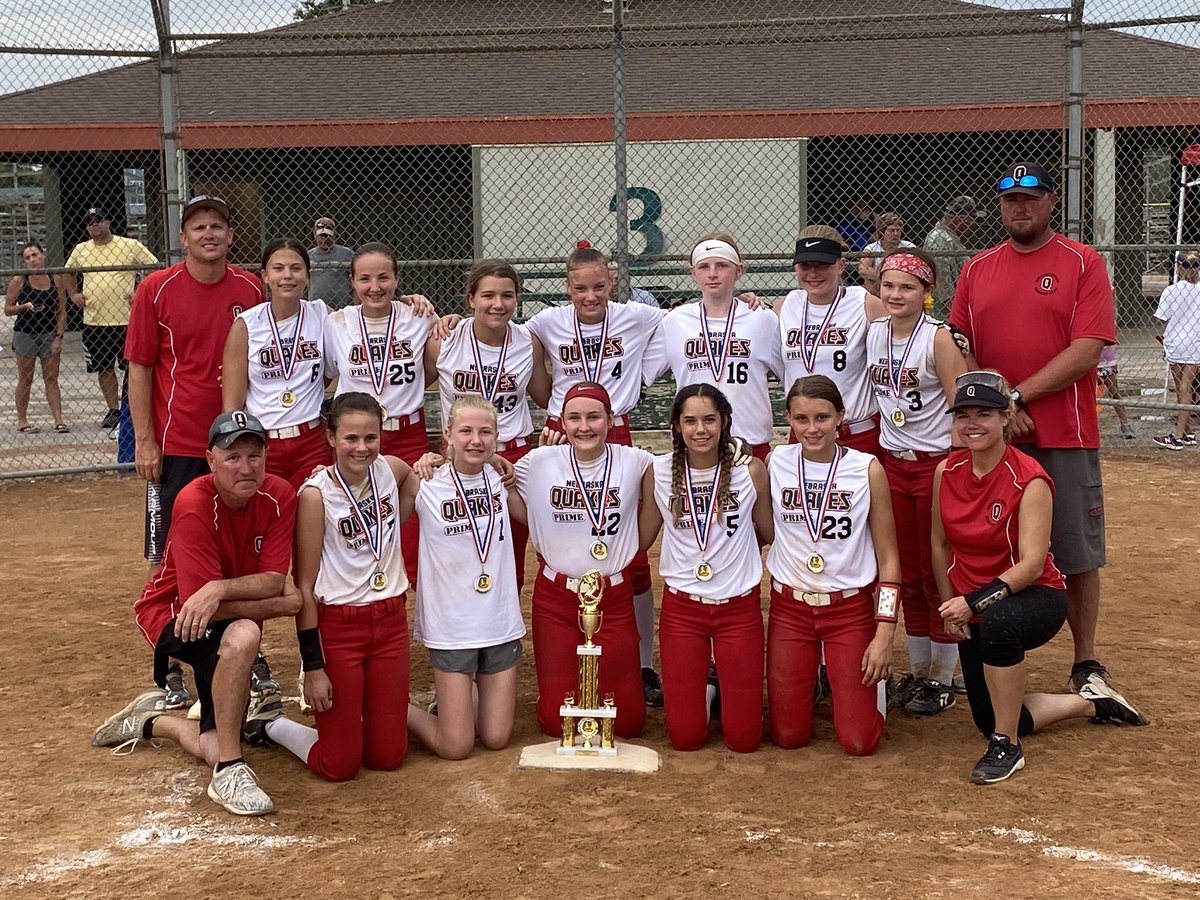 NEGoldDeMontel's tweet photo. We finished 2nd place in the PGF tournament, the girls played hard all weekend! Good job ladies👊 @NEQuakesSB https://t.co/xTIVjJzvTi