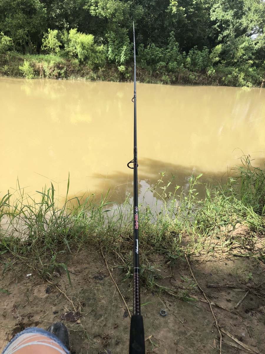 candaceinclass's tweet photo. My kind of #SportsSelfie! Only caught a huge soft shelled turtle before getting caught in the downpour today! We still had a blast though!#USESummer #StallionsDeserveIt https://t.co/3EFs779FKP
