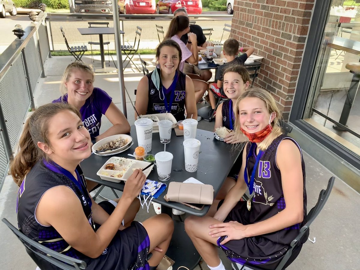 AudraGragg's tweet photo. We had a great weekend watching these girls &amp; they took 1st in the championship game! https://t.co/fLIFDrhs85