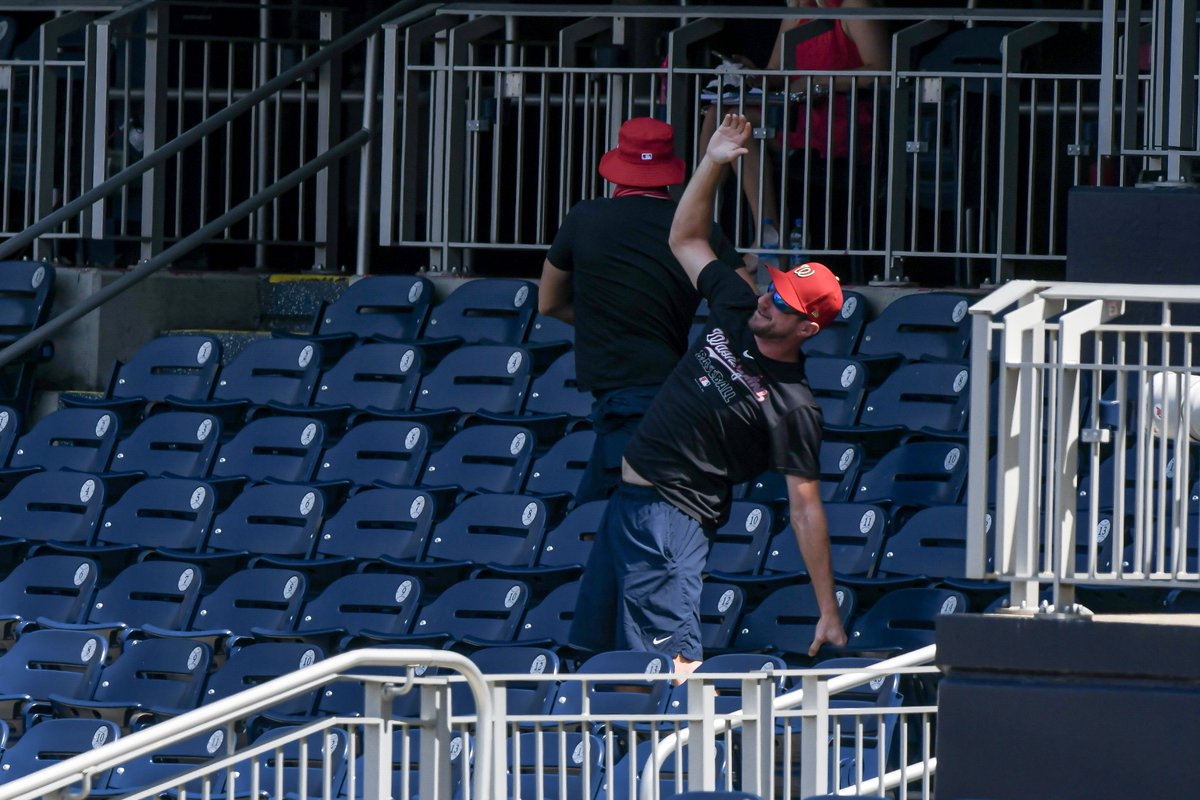 Nationals's tweet photo. Fans at Nationals Park take part in the 7th-inning stretch.

#NATITUDE https://t.co/FXtwUj6c6K