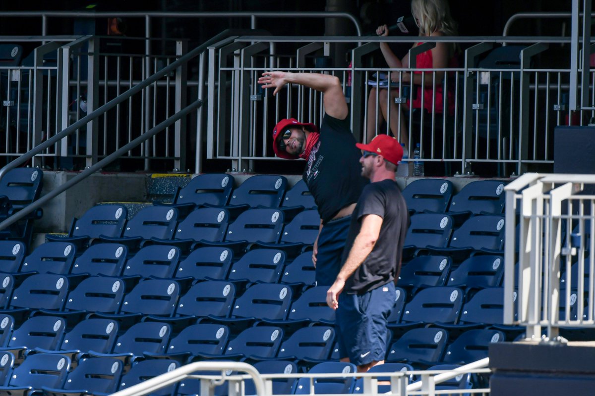 Nationals's tweet photo. Fans at Nationals Park take part in the 7th-inning stretch.

#NATITUDE https://t.co/FXtwUj6c6K