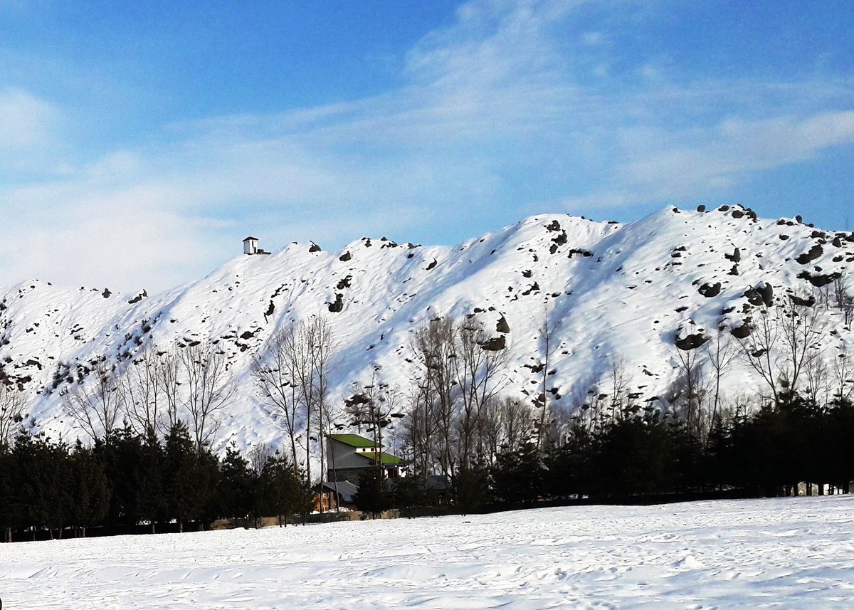 DIRLowerDotCOM's tweet photo. Shahi rest house Snow time....!!
visit https://t.co/f1dL3Mpk28 for more photos
#BuildDirChitralMotorway  to promote tourism to these areas https://t.co/LZVaQFETKf