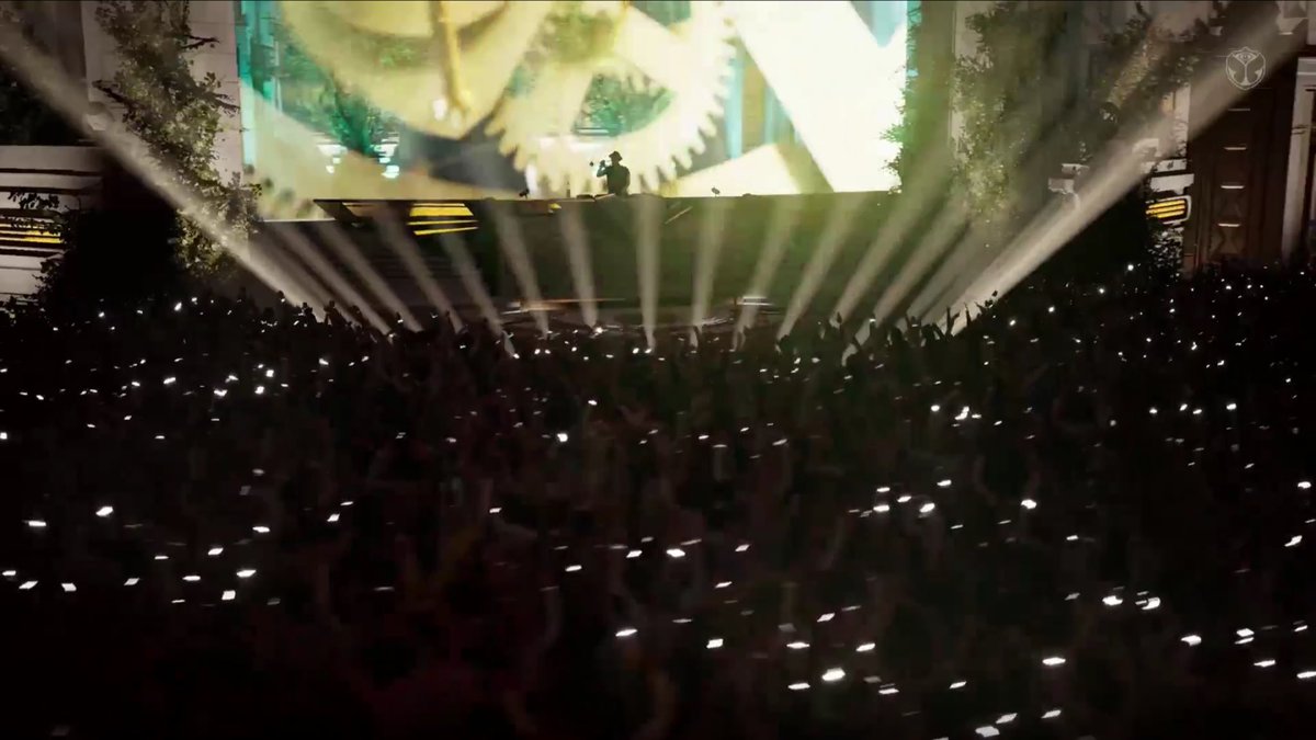 MXTomorrowWorld's tweet photo. Timmy Trumpet en el MainStage de #Tomorrowland!! Esto es Tomorrowland Around The World.🔥🙌🏻🔥🙌🏻🔥 https://t.co/ebYnP4KUBR