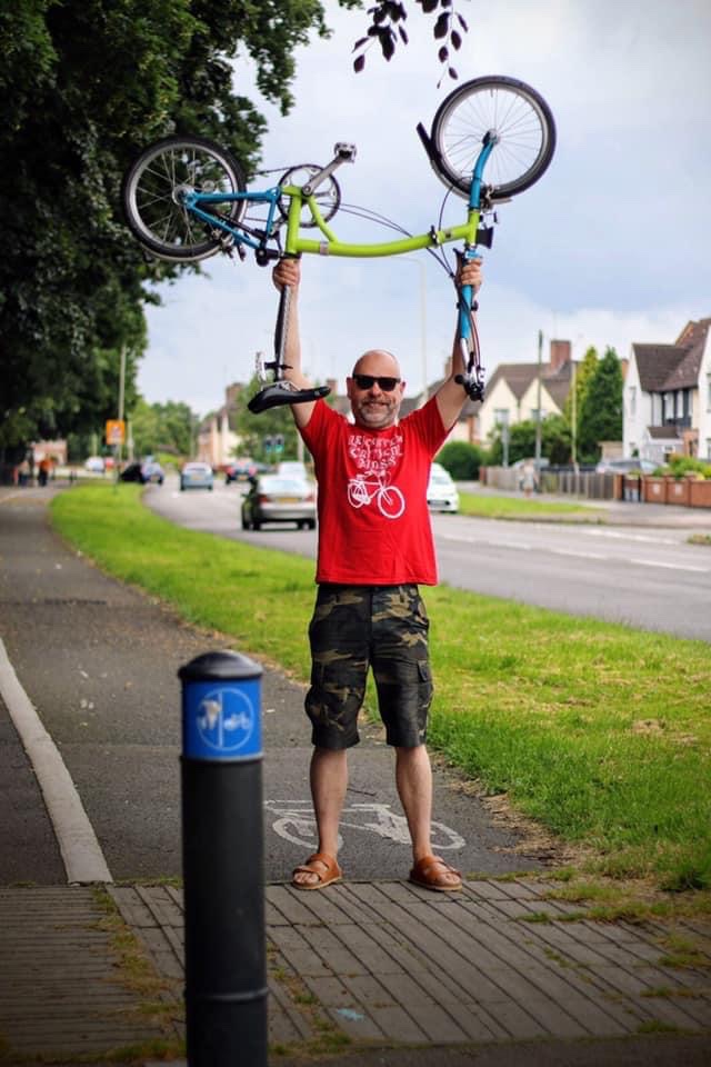 SamSaysCycle's tweet photo. Robs lifting high for Sam. Thank You https://t.co/X8Xs0l3ZdE