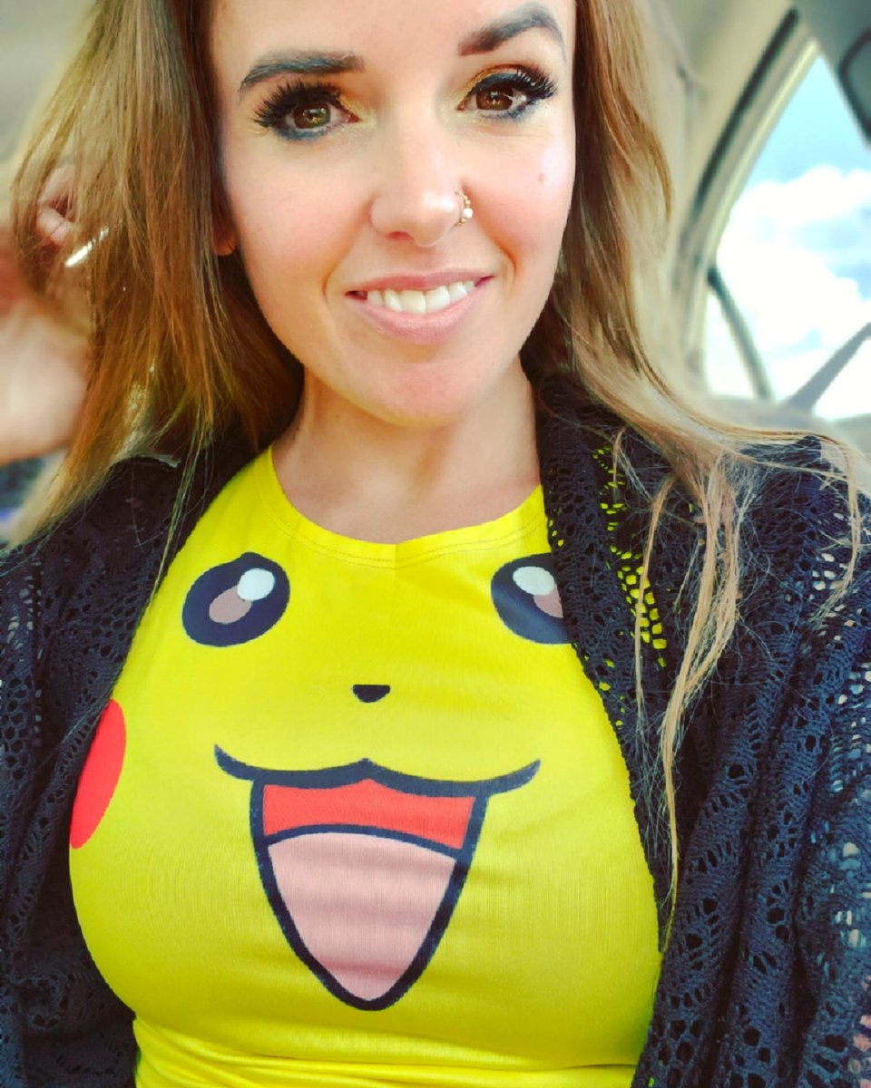 catytidwell's tweet photo. Happy GoFest!! 🤗🤗
#PokemonGOFest2020 https://t.co/EvdQLsyEEb