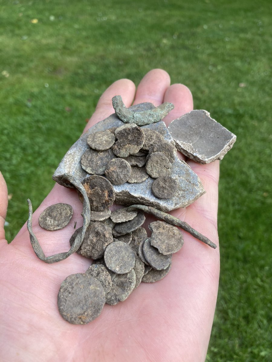ChrisGoGodfrey's tweet photo. The great #detecting conditions &amp; the #Deus on form meant for a busy afternoon. Several #minims too. Wish I’d updated firmware sooner. Sadly most of the coins have been eaten by nitrates but a couple are nice. ML is #Londinium I think. Well worth the drive to my fav #Roman site. https://t.co/5a84owXcnA