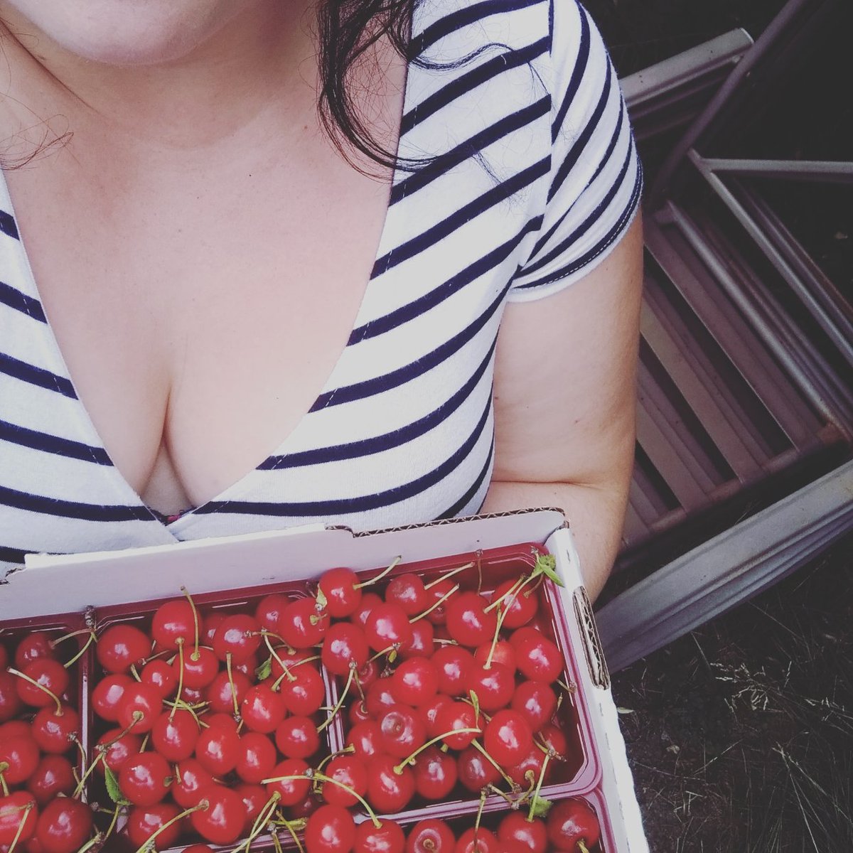 MissLaliberte1's tweet photo. Le temps des cerises...
#griottes https://t.co/5yeJLysvWh