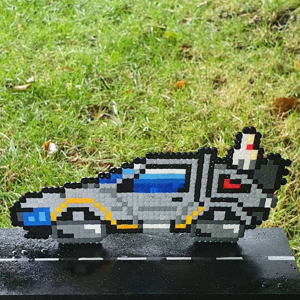 phmark's tweet photo. Back to the future...

#perlerbeads #pärlor #perleplade #8bit #backtothefuture #delorian #movie #sciencefiction #diy #decoration #nerd #geek #nørd #geeklife #timetravel https://t.co/aVpRWcVm9z https://t.co/1SamU4gvY6