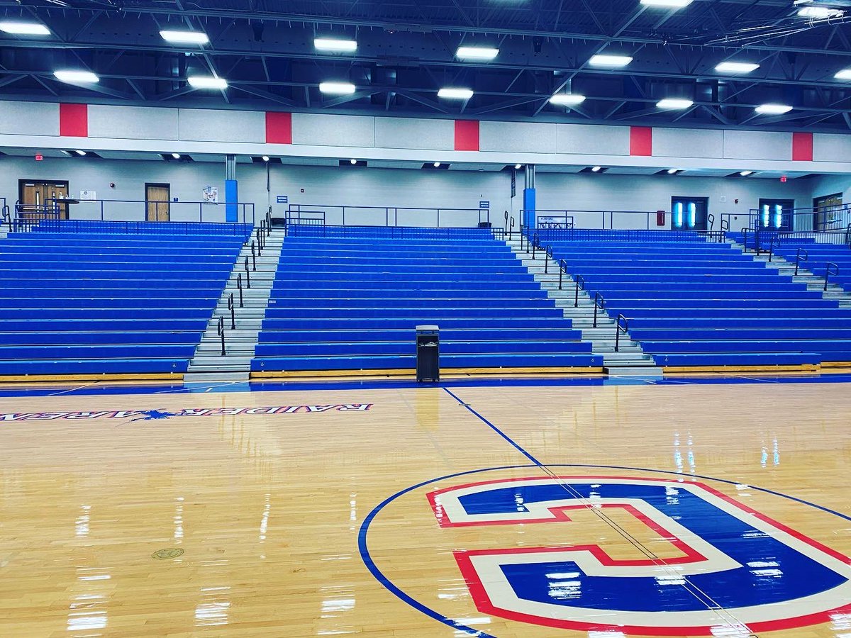 AutumnOBryanCCS's tweet image. We are excited to welcome back our staff tomorrow. We are thankful to have an amazing team of professionals in our building who lead and love in unchartered territory. The 💙 of a Raider beats strong!