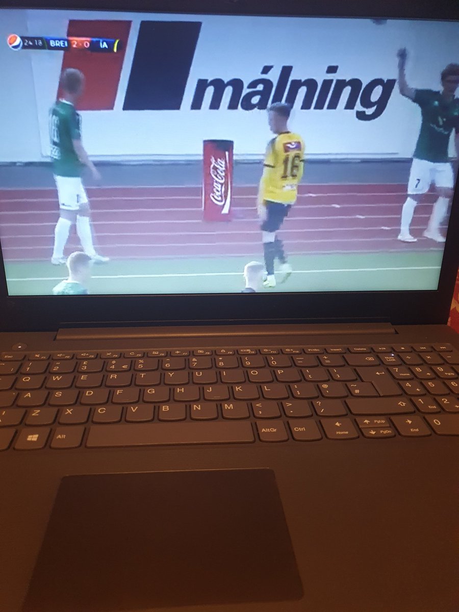 AshcroftTheRed's tweet photo. Football isn't finished #Icelandicfootball #Pepsideild 🇮🇸 https://t.co/R08Y1fc7lX