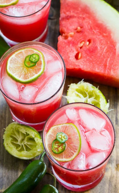 UcpsU's tweet photo. With or without the alcohol...Who has a great summer drink recipe to beat this summer heat? https://t.co/Bbj6N36cuq