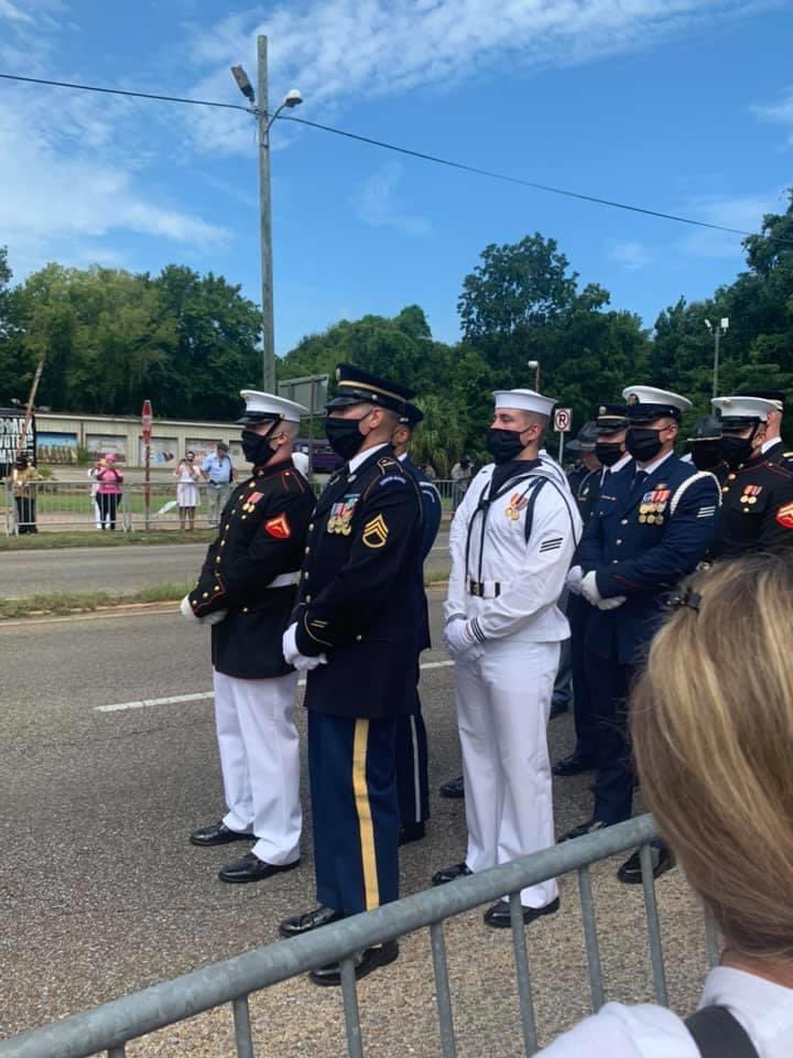 mstytalks's tweet photo. As I surveyed the state troopers at the bottom of the Edmund Pettis Bridge Selma Alabama today and reflected on the ones that stood at the bottom of it on March 7, 1965...I saw the difference....🙌🏽

We thank you John Lewis. 
#tytalks #goodtrouble #johnlewis #TheBoyFromTroy #blm https://t.co/yR53J4RS06