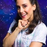 LAUREN LOPEZ!!! i think you already know how i feel about her? a Jewish & Latina GODDESS!! we have to,, stan.