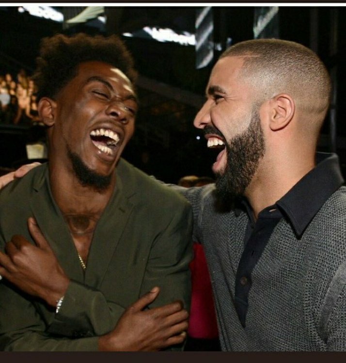 Lydiafiesty's tweet photo. Nigga Just Offered To Buy Jub Jub Panties ePep😂😂😂#Uyajola99Sundays https://t.co/348KDPbs6G