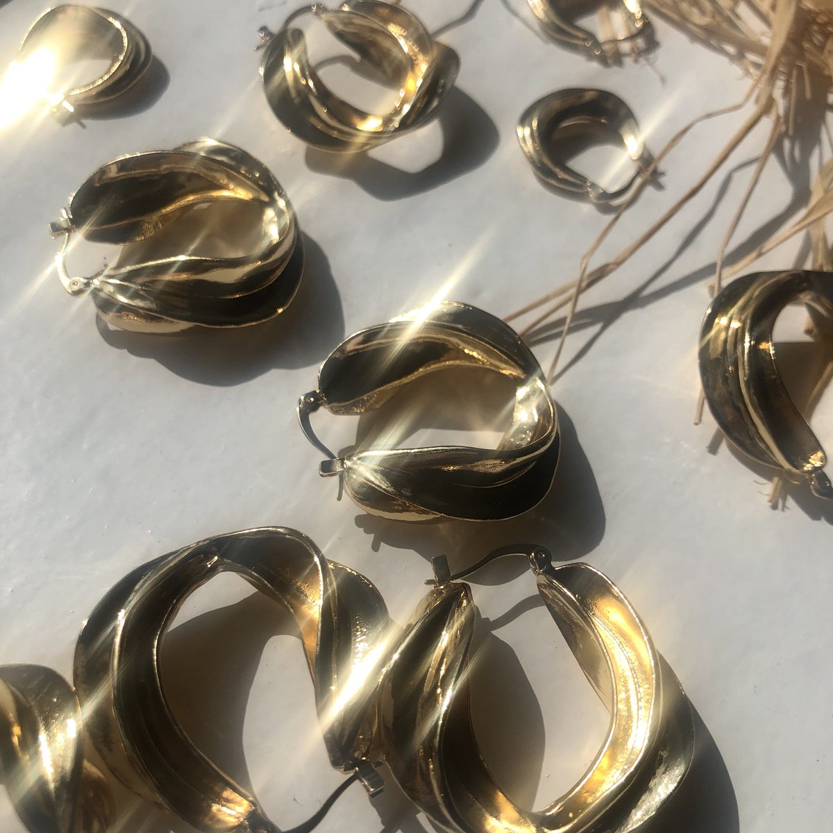 SFJEWELLERRY's tweet photo. Use code JULY25 for 25% off all styles https://t.co/uDKQ5TnF8H https://t.co/X5jdlb4UU8
