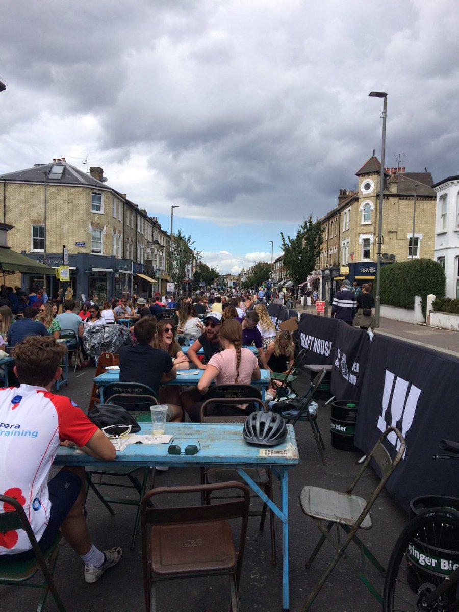 RuthMayorcas's tweet photo. This 'closed' road, #NorthcoteRd was fair buzzing even in the intermittent rain, #DevonshireRd #TGT cld be like this if local #ToryCouncillors got behind it stead of moaning. Delicious lunch @DraftHouseUK, brilliant staff too. https://t.co/zQcHgTyr4h