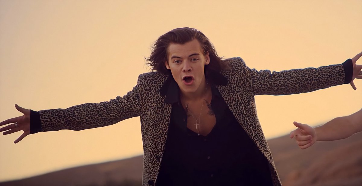 harrystylesmoot's tweet photo. Harry Harry in Steal My Girl (4K Video)✌️ https://t.co/PsO0dr07m5