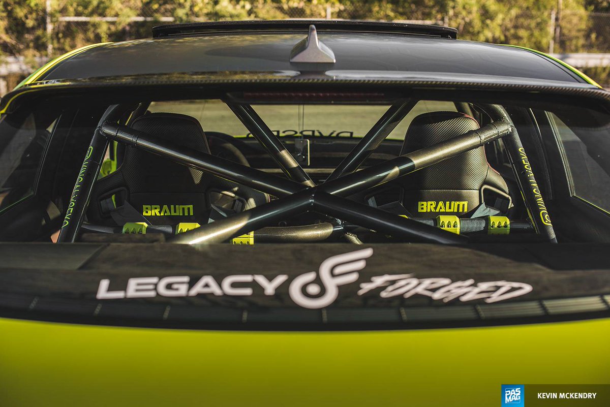 PASMAG's tweet photo. Alyse got bars! https://t.co/ftxiN1qCTq #bmw #328i #tunerbattlegrounds #pasmag #rollcage #autopower #dressupbolts https://t.co/S1hTxvnpoG
