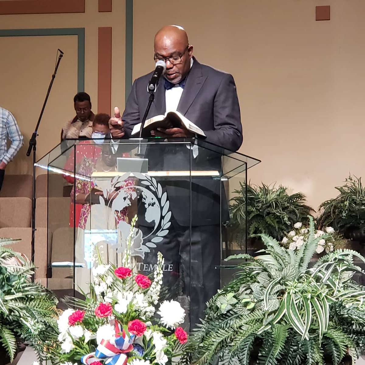 Phillips3620's tweet photo. Senior Pastor James Washington

"God is working through your trials for your good and His glory" 1 Sam 1:1-8 https://t.co/FguXNVPpqz