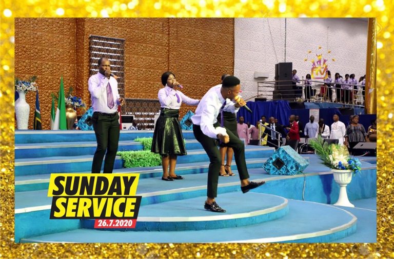 ofmhamburg's tweet photo. SUNDAY SERVICE WITH THE RESTORATION FATHER & DYNAMIC MOTHER, APOSTLE JOHNSON & DR LIZZY-JOHNSON SULEMAN {26TH JULY 2020}
** Moments of joy before His Presence With AJS!
#SundayService #OFMHQ
#WithApostleJohnsonSuleman
#DrLizzyJohnsonSuleman
#26thJuly2020 #CelebrationTV https://t.co/l9cb1GanlP