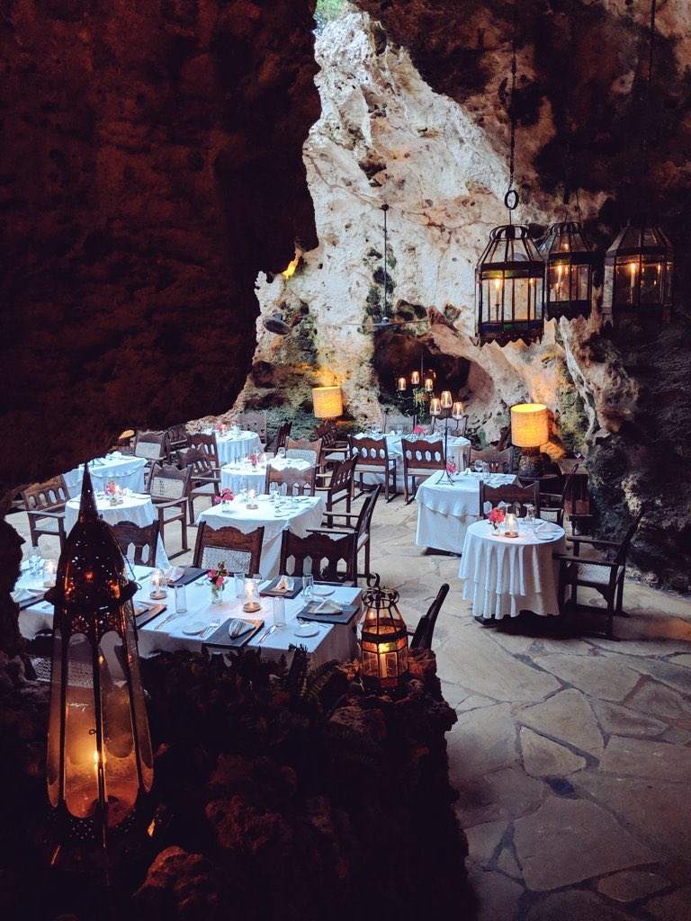AnizKhalfan's tweet photo. Talking about twinkling stars reminded me of memories of the very best restaurant the world over! Yes, again #Mombasa #kenya  Ali Barbour Cave restaurant   Where in the world is your most favourite restaurant? #postC19 https://t.co/OVLNfF1Jhi